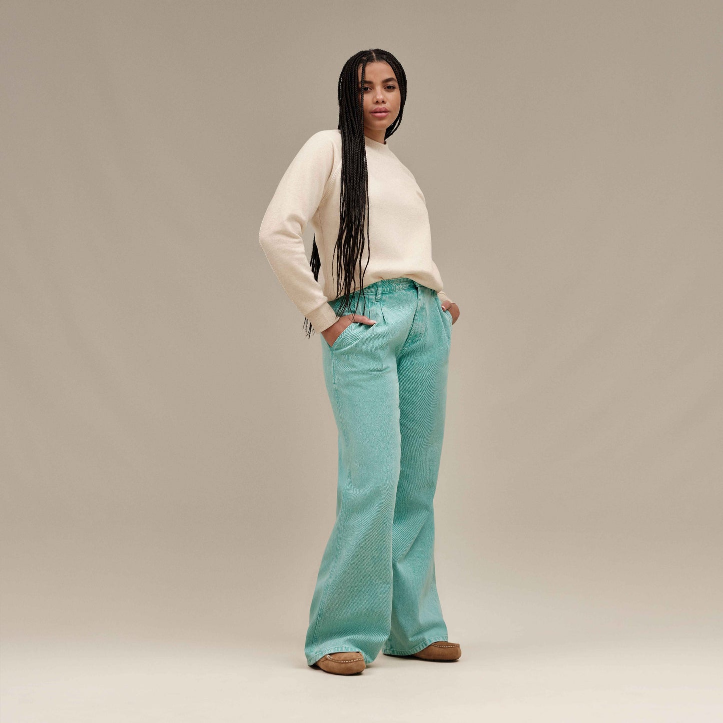 UGG® Women’s Classic Crewneck Sand Heather