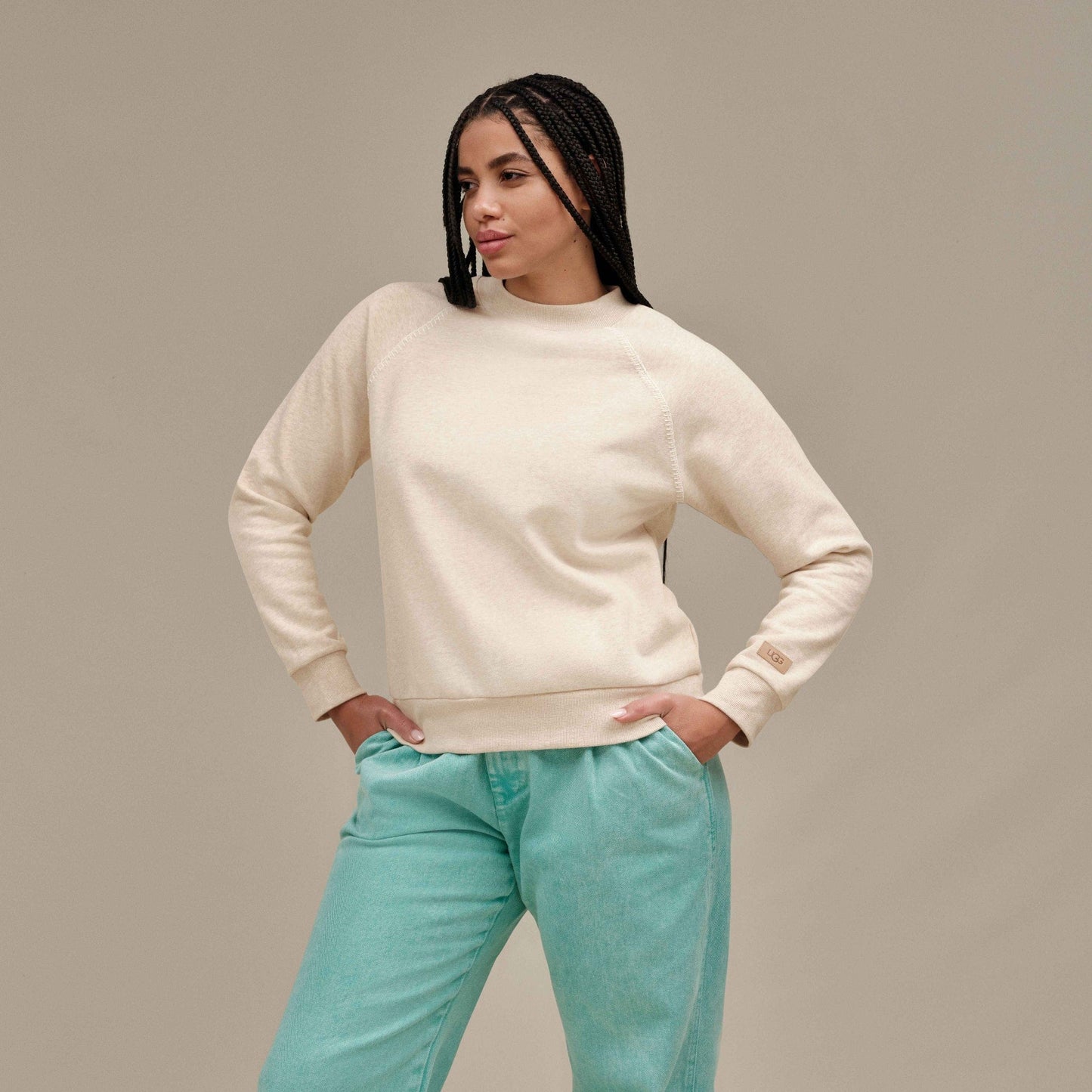 UGG® Women’s Classic Crewneck Sand Heather