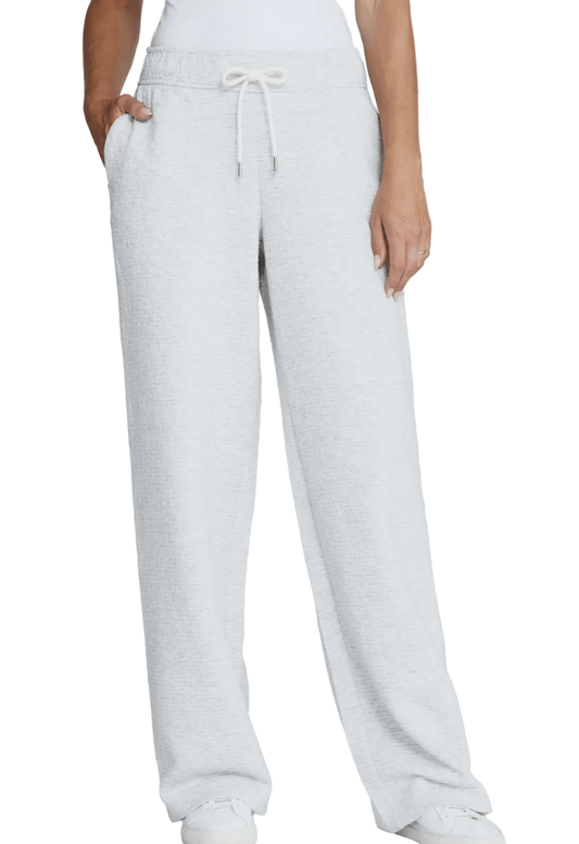 7 Diamonds Women's Apparel > Pants 7 Diamonds Women's Elevate Straight Leg Pant Light Grey
