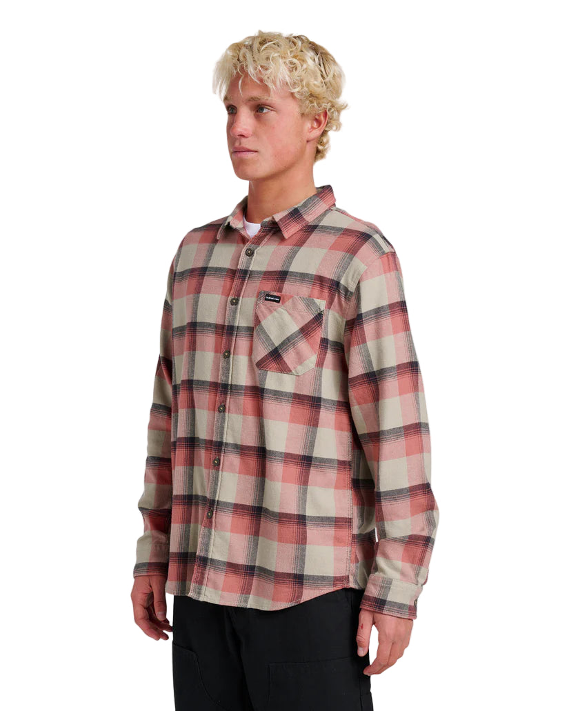Quiksilver Men's Penmar Check Flannel Seneca Rock
