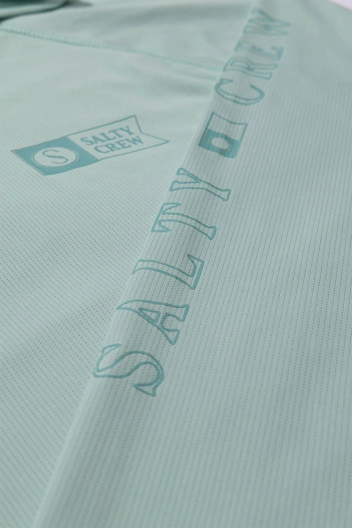 Salty Crew Men’s Apex Perforated Sunshirt Marine - Brekken's