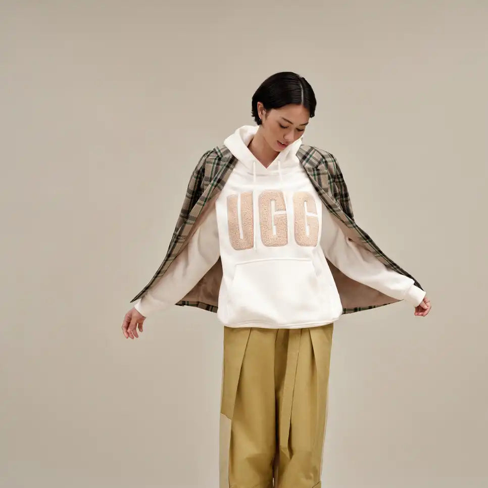 UGG® Women's Rey UGGfluff Logo Hoodie Nimbus / Sand