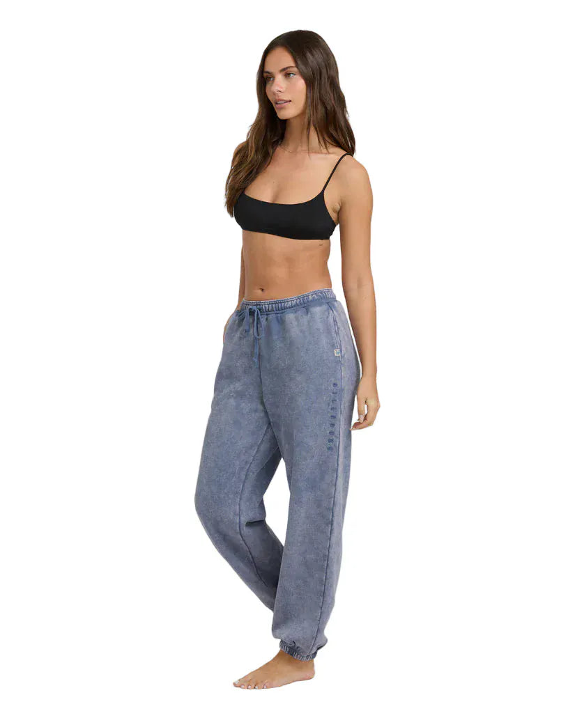 Billabong Women's Saltwashed Flc Jogger Sunbleached