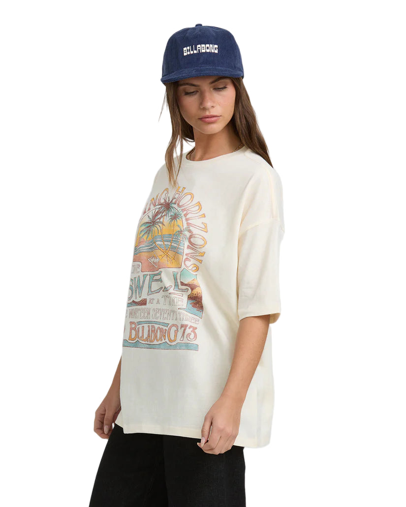 Billabong Women's The Sun Rises SS Tee White Cap