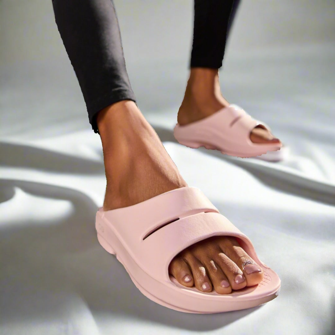 Oofos Women's OOahh Slide Sandal Blush