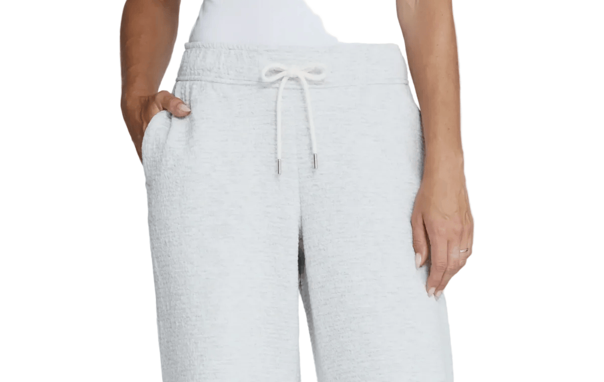 7 Diamonds Women's Apparel > Pants 7 Diamonds Women's Elevate Straight Leg Pant Light Grey