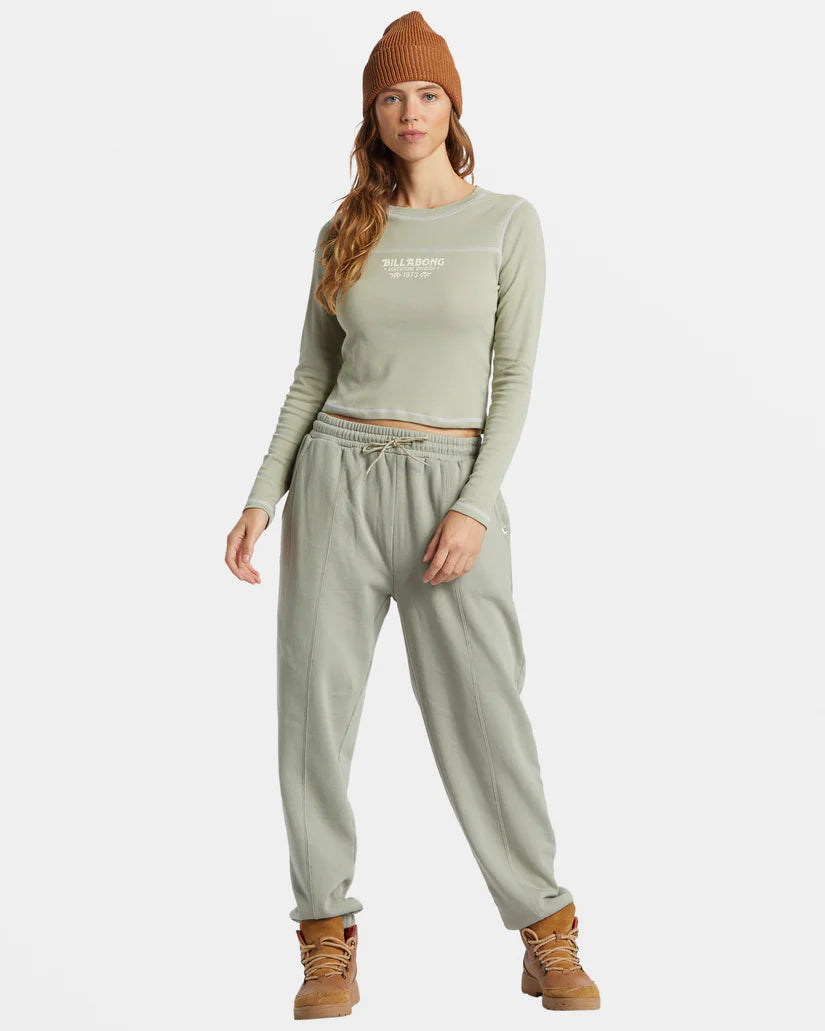 Billabong Women's Hike Date Sweatpant