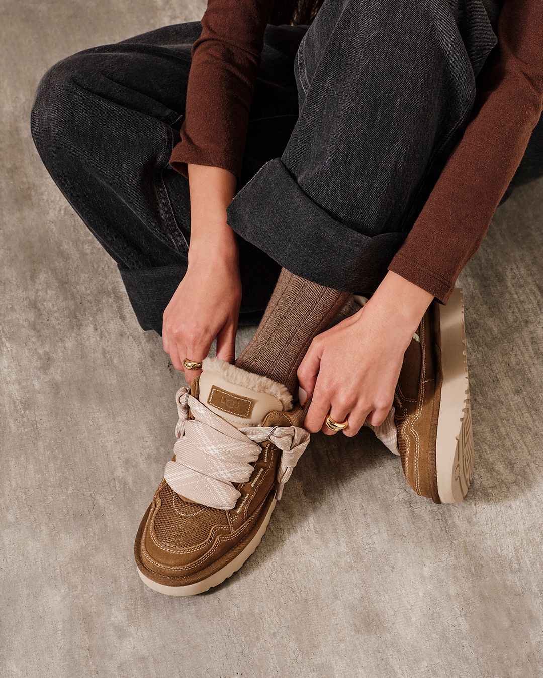 UGG Women's Footwear > Casual Shoes UGG® Women's Lowmel Light Bronze