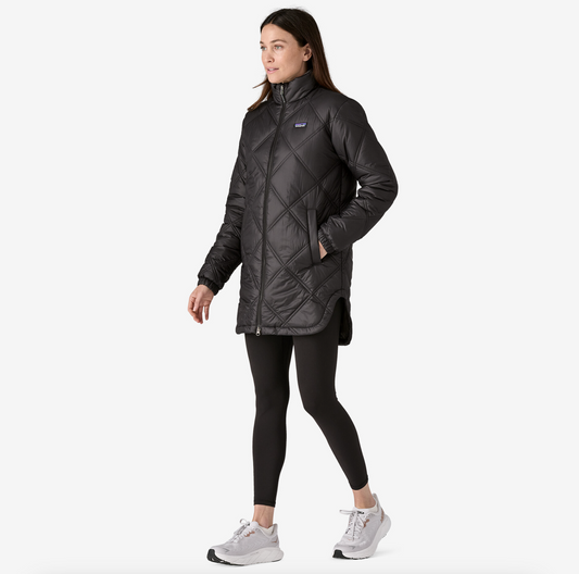 Patagonia Women's Pine Bank Insulated Parka Ink Black