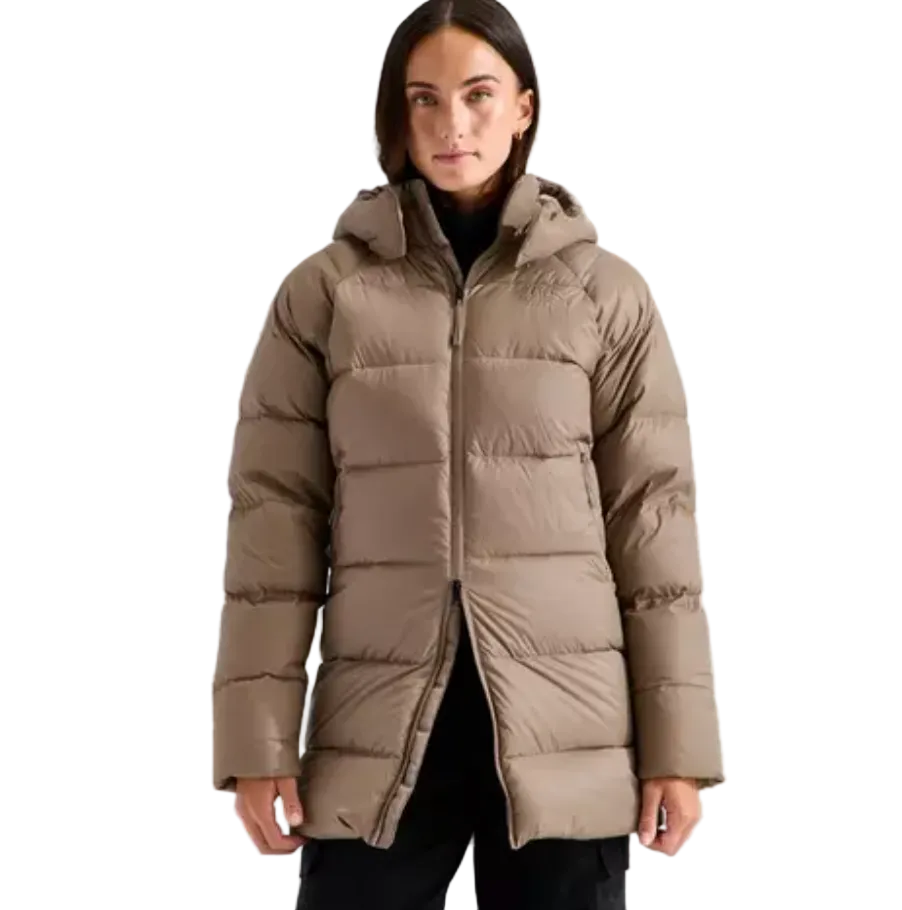 The North Face Women's Hydrenalite™ City Down Hooded Parka Garnet