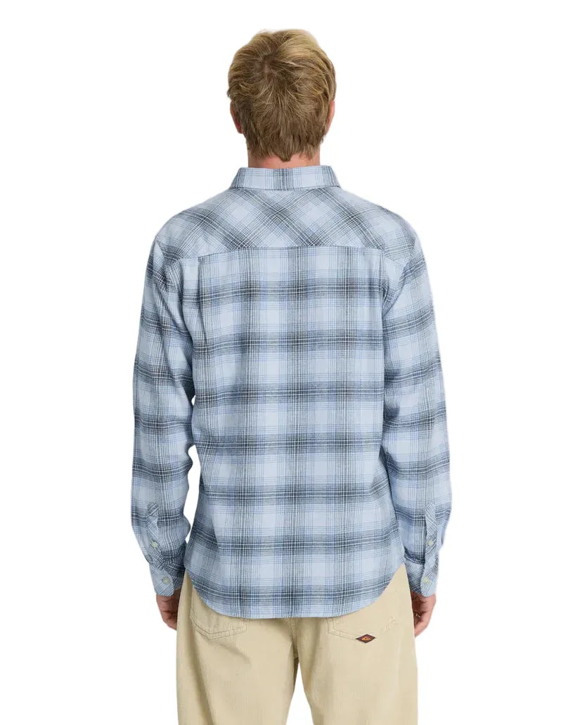 Quiksilver Men’s Apparel > Wovens & Flannels Quiksilver Men's Breakwater Check Flannel Skyway