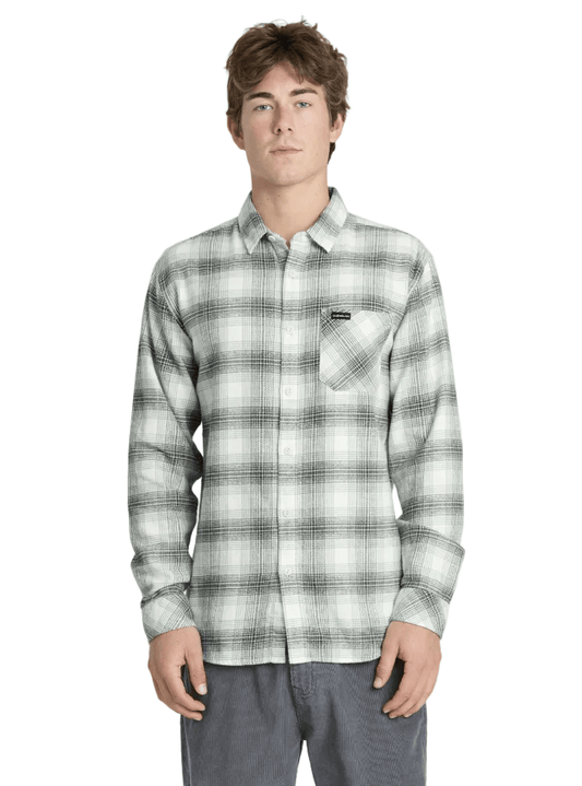Quiksilver Men’s Apparel > Wovens & Flannels Quiksilver Men's Breakwater Check Flannel SNE