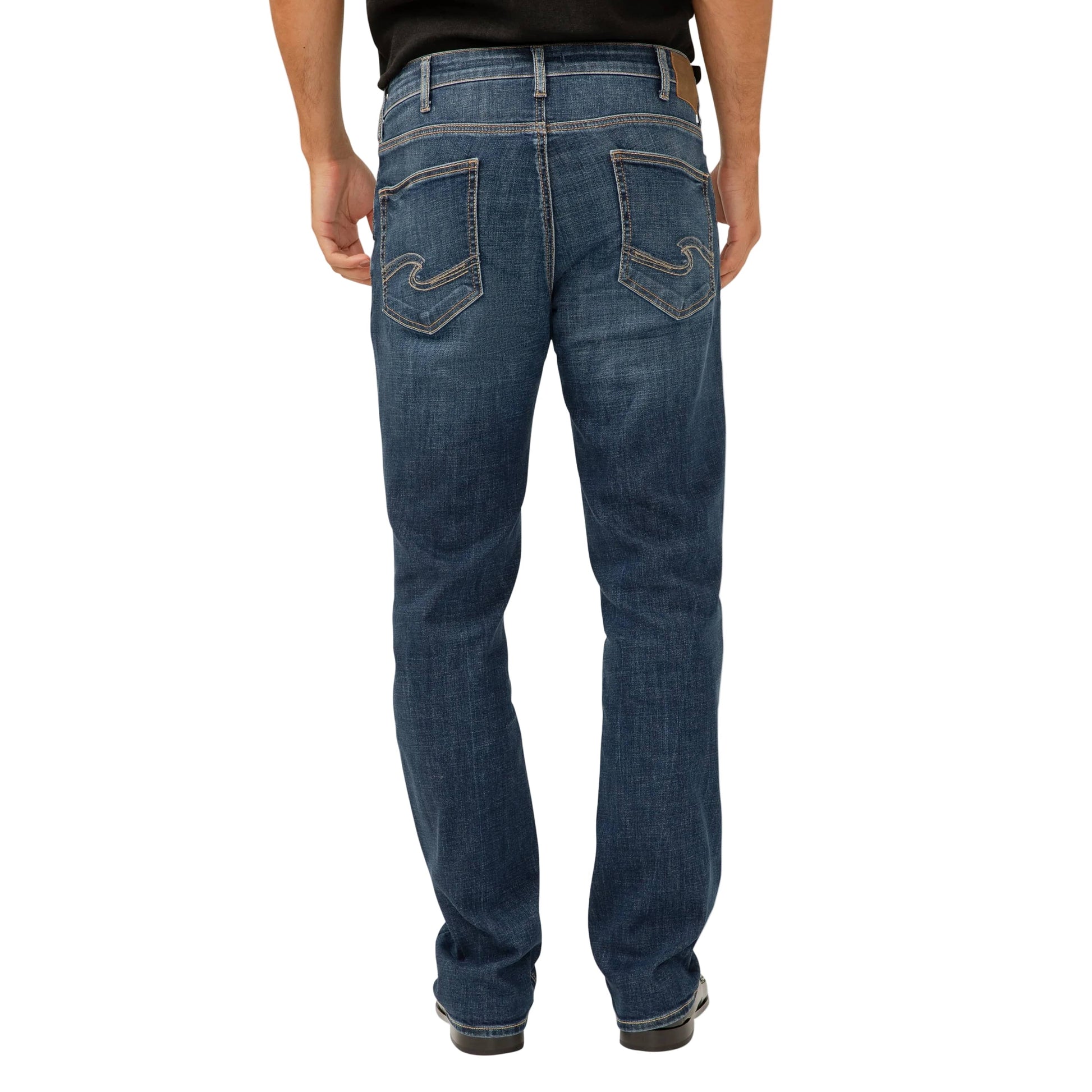 Silver Men’s Apparel > Denim Silver Men's Jeans Grayson Classic Fit Straight Leg Indigo