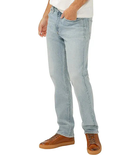 Silver Men’s Apparel > Denim Silver Men’s Machray Athletic Fit Straight Leg Jeans Indigo