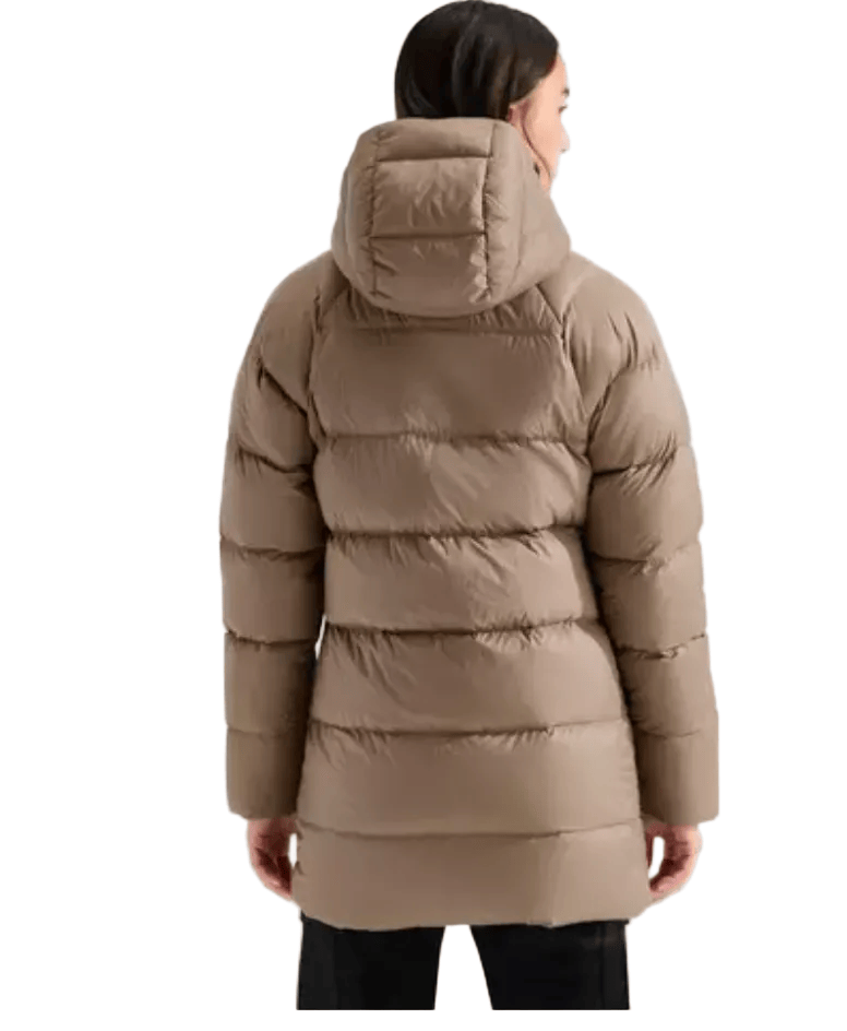 The North Face Women's Apparel > Outerwear The North Face Women's Hydrenalite™ City Down Hooded Parka Garnet