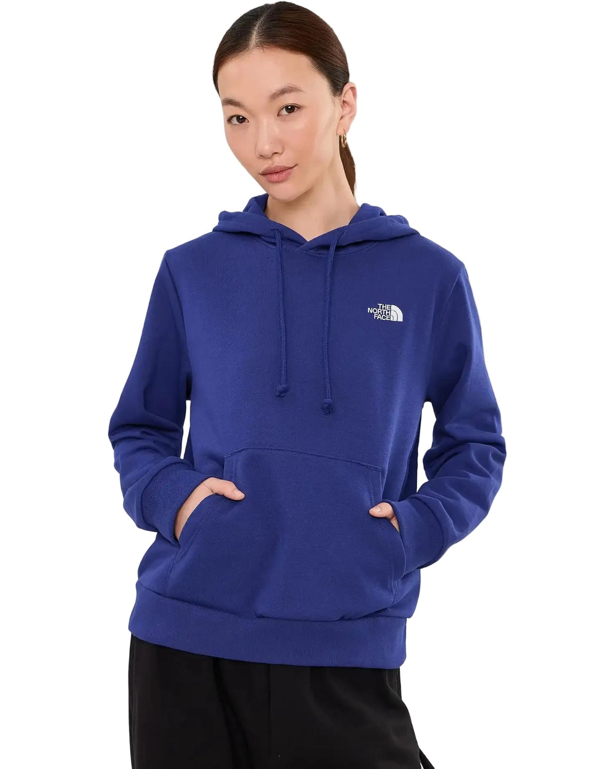 The North Face Women's Apparel > Sweatshirts & Hoodies The North Face Women's Evolution Simple Dome Regular Hoodie Bold Blue